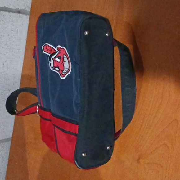 MLB Cleveland Indians Chief Wahoo Tote Bag (has slight defect but usable) (B5) - Picture 5 of 5